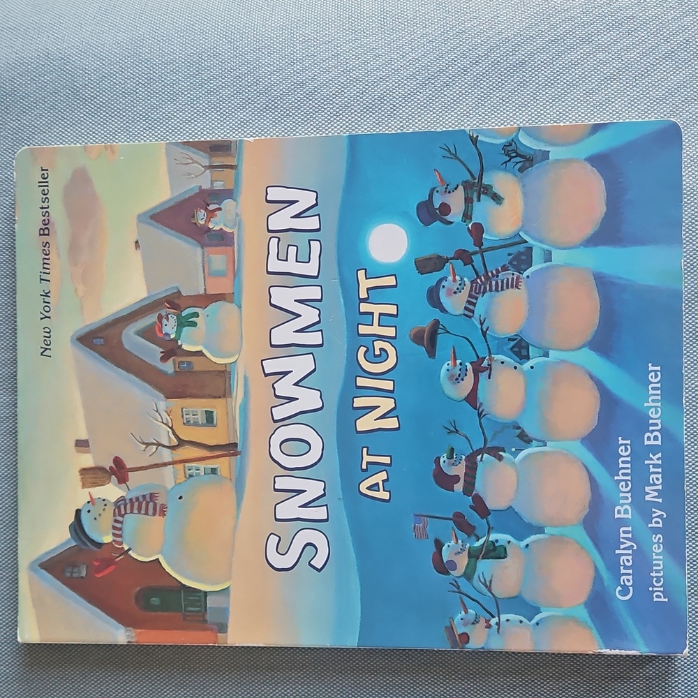 Children's Book Snowmen at Night by Caralyn Buehner